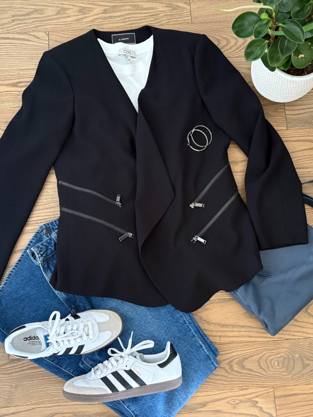LE CHATEAU Black Draped Blazer with Zip Accents, Like New